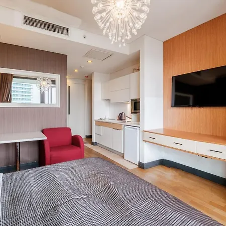 Lux W Balcony 1 Min To Metro In Merter Апартаменты *