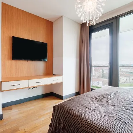 Lux W Balcony 1 Min To Metro In Merter Стамбул